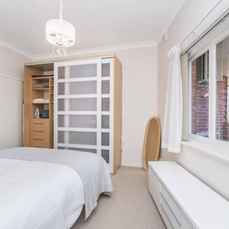30 Foreshore Fun Swan River 1Brparking Apartment Пърт Екстериор снимка